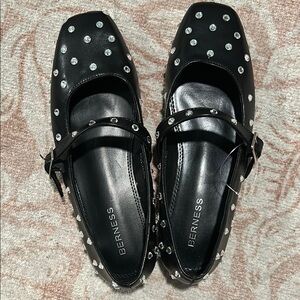 Black Jewel Studded Mary Jane Shoes 7.5
